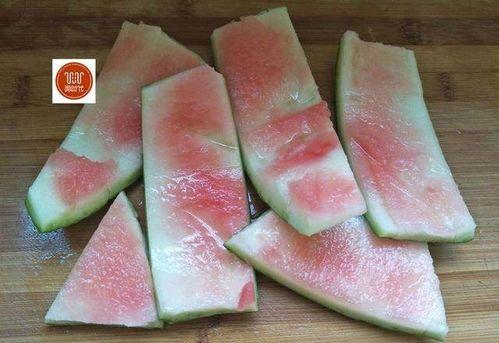 吃蓝瓜能消肿吗怎么吃,食用方法与功效解析