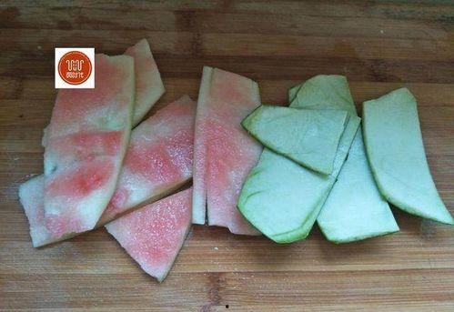 吃蓝瓜能消肿吗怎么吃,食用方法与功效解析