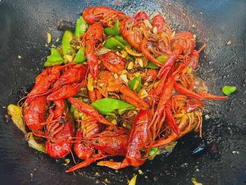 吃瓜可以吃小龙虾吗,小龙虾也能成为美味佳肴