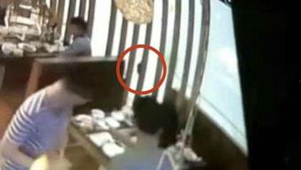 搬砖吃瓜视频,揭秘现代生活两种截然不同的生活态度